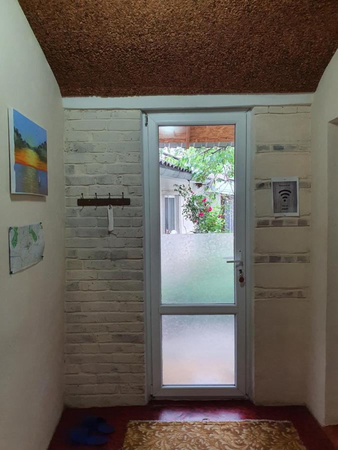 Authentic Apartment In The Centre Chisinau Luaran gambar